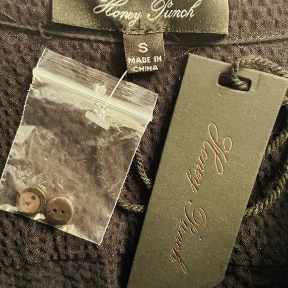 Black Dress - Picture 3 of 3